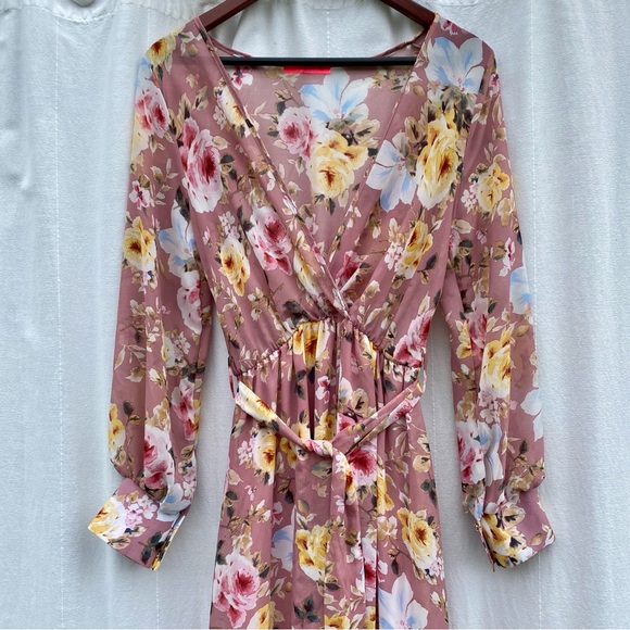 Gorgeous Xtaren Blush Pink Boho Flowy Floral Balloon Sleeve Maxi Dress - Picture 3 of 11